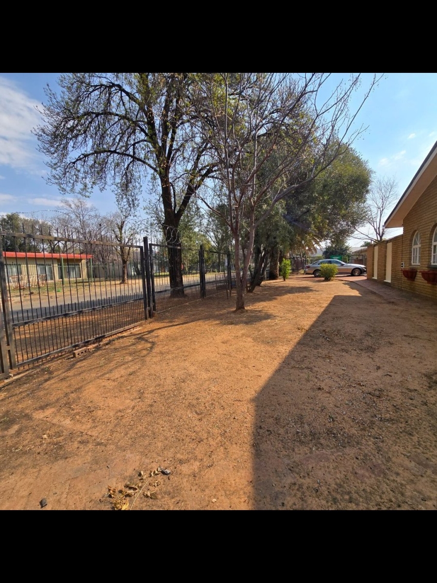 14 Bedroom Property for Sale in Brandwag Free State